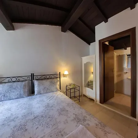 Nel Bosco Di Giove - Diffuso Bed & Breakfast Collegiove